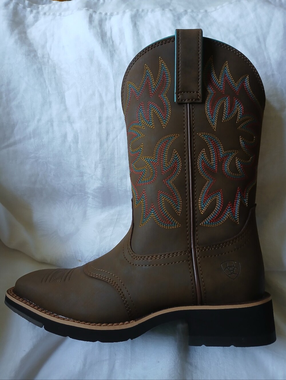 Ariat Women's Delilah Western Cowboy Boot Size 6 B Medium Toasted Brown NEW